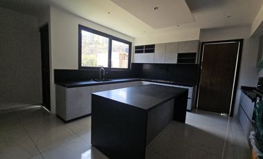 Casa en Venta, La Vista Bosque Real.