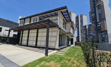 Casa en Venta, La Vista Bosque Real.