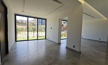 Casa en Venta, La Vista Bosque Real.