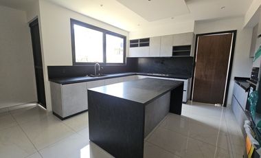 Casa en Venta, La Vista Bosque Real.