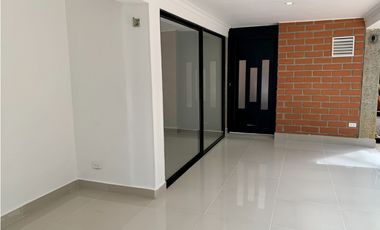 CASA EN ARRIENDO SECTOR EL TESORO