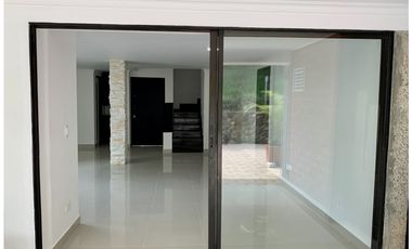 CASA EN ARRIENDO SECTOR EL TESORO
