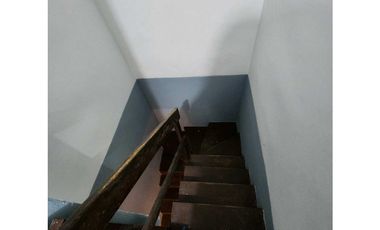 En Venta casa de 2 niveles en Campo Alegre