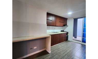 En Venta casa de 2 niveles en Campo Alegre