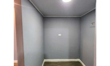 En Venta casa de 2 niveles en Campo Alegre