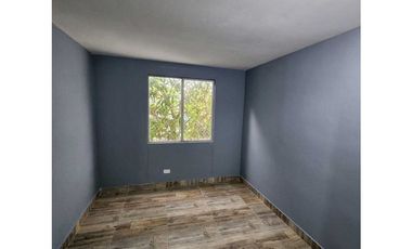 En Venta casa de 2 niveles en Campo Alegre