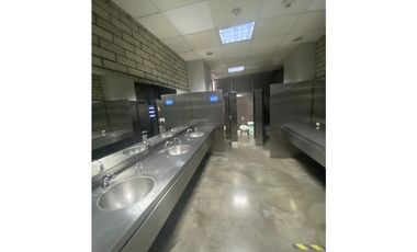 OFICINA EN ALQUILER EN EDIFICIO CORPORATIVO ZONA CENTRO PEREIRA