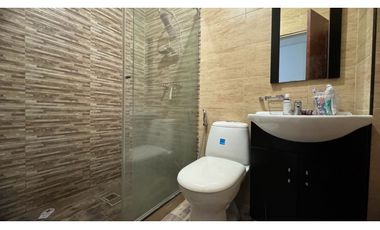 Edificio con apartamentos más local en venta Barrio Santa Rita Palmira