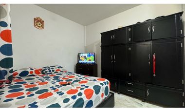 Edificio con apartamentos más local en venta Barrio Santa Rita Palmira