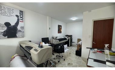 Edificio con apartamentos más local en venta Barrio Santa Rita Palmira