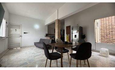 Edificio con apartamentos más local en venta Barrio Santa Rita Palmira