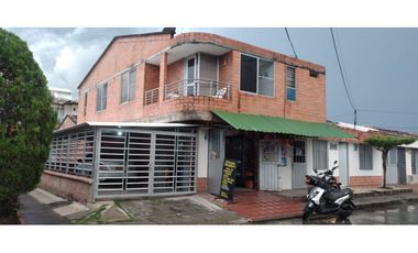 VENTA DE HERMOSA CASA ESQUINERA PARA NEGOCIO EN CARTAGO