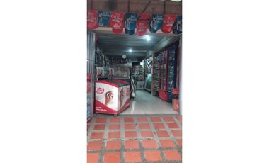 VENTA DE HERMOSA CASA ESQUINERA PARA NEGOCIO EN CARTAGO