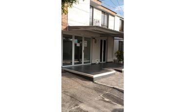SE VENDE O PERMUTA  HERMOSA CASA EN CARTAGO
