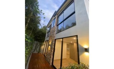 VENDO HERMOSA CASA EN PARCELACION RIONEGRO