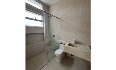 VENTA DE CASA EN CONJUNTO RESIDENCIAL SOBRE LA VIA  MONTERIA - CERETE