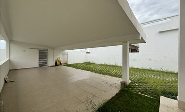 VENTA DE CASA EN CONJUNTO RESIDENCIAL SOBRE LA VIA  MONTERIA - CERETE