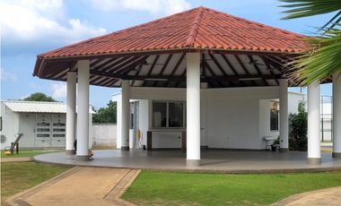 VENTA DE CASA EN CONJUNTO RESIDENCIAL SOBRE LA VIA  MONTERIA - CERETE