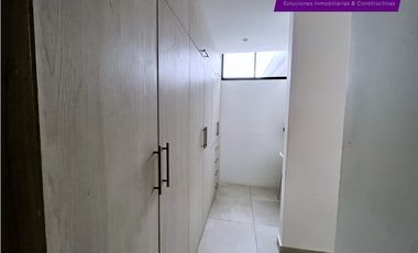 Casa de lujo con piscina en Urb. Marina Blue, Manta