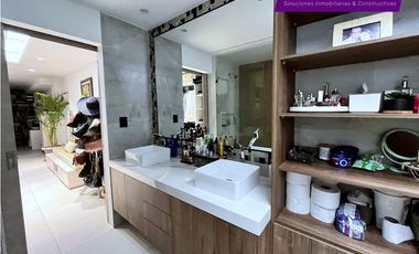 Casa de lujo con piscina en Urb. Marina Blue, Manta