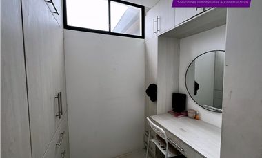 Casa de lujo con piscina en Urb. Marina Blue, Manta