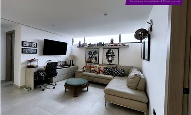 Casa de lujo con piscina en Urb. Marina Blue, Manta