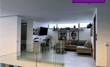 Casa de lujo con piscina en Urb. Marina Blue, Manta