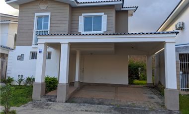VENDO CASA VACAMONTE PH PLAYA DORADA  4 REC LB