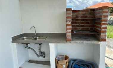 SAN CARLOS / 600 M2 / PISCINA / 3 HABITACIONES