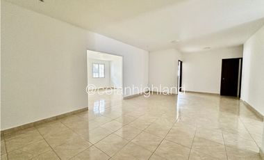 Venta / Alquiler Casa en Hato Pintado