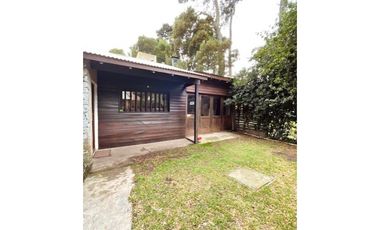 VENTA CASA DE 4 AMB. C/ GARAGE, TERRAZA Y PARQUE. BOSQUE PERALTA RAMOS