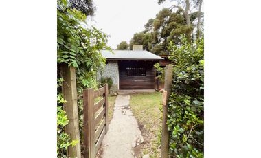 VENTA CASA DE 4 AMB. C/ GARAGE, TERRAZA Y PARQUE. BOSQUE PERALTA RAMOS