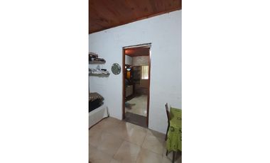 Casa 3 dormitorios con pileta en Colonia Benitez