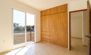 *ESTRENA CASA EQUIPADA EN COND. ACAPANTZINGO CON ALBERCA Y SEGURIDAD, A 5 MIN. DE LA DESV DE LA  AUT.  (CENTRO DE CUERNAVACA)*