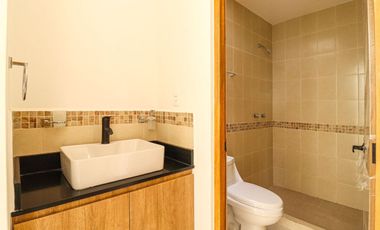 *ESTRENA CASA EQUIPADA EN COND. ACAPANTZINGO CON ALBERCA Y SEGURIDAD, A 5 MIN. DE LA DESV DE LA  AUT.  (CENTRO DE CUERNAVACA)*