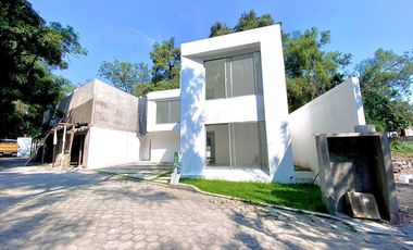 Casa en Privada en Lomas de Cuernavaca Temixco - M2AI-683-Cp