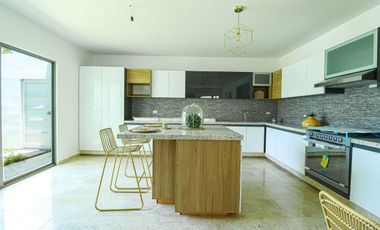 Casa en Privada en Joyas de Agua Jiutepec - M2AI-259-Cp