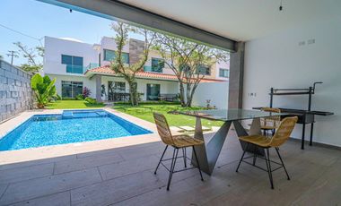 Casa en Privada en Joyas de Agua Jiutepec - M2AI-259-Cp