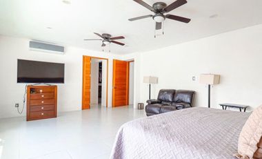 Casa en Fraccionamiento en Burgos Temixco - M2AI-407-Fr