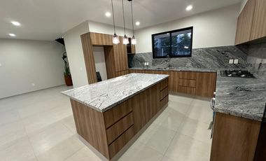 Casa de lujo en Privanza, Solares en Venta
