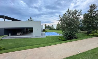 Casa de lujo en Privanza, Solares en Venta