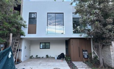 Casa de lujo en Privanza, Solares en Venta