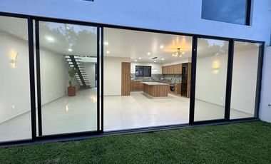 Casa de lujo en Privanza, Solares en Venta