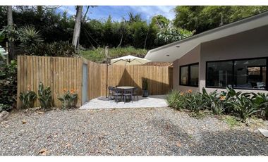 Casa campestre en Arriendo en Rionegro con vista al bosque y turco