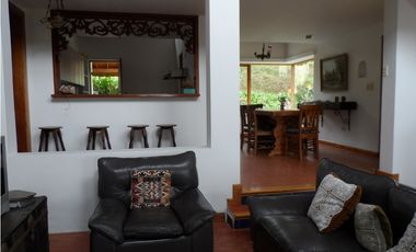 Alquiler casa campestre 4 habitaciones en Rionegro unidad cerrada