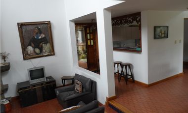 Alquiler casa campestre 4 habitaciones en Rionegro unidad cerrada