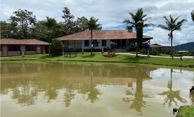 Finca Hotel con 11 cabañas via La Ceja La Union
