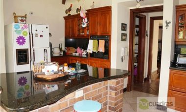 Venta Casa Campestre en El Retiro Fizebad con terreno 10.500 m²