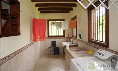 Venta Casa Campestre en El Retiro Fizebad con terreno 10.500 m²