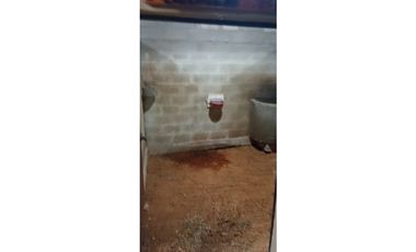 Venta casa campestre con 5 pesebreras y piscina en Guarne